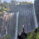 visit main tumpak sewu water fall from Surabaya