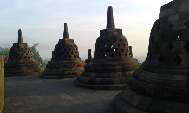 visit Borobudur from Yogyakarta with bromotour.com